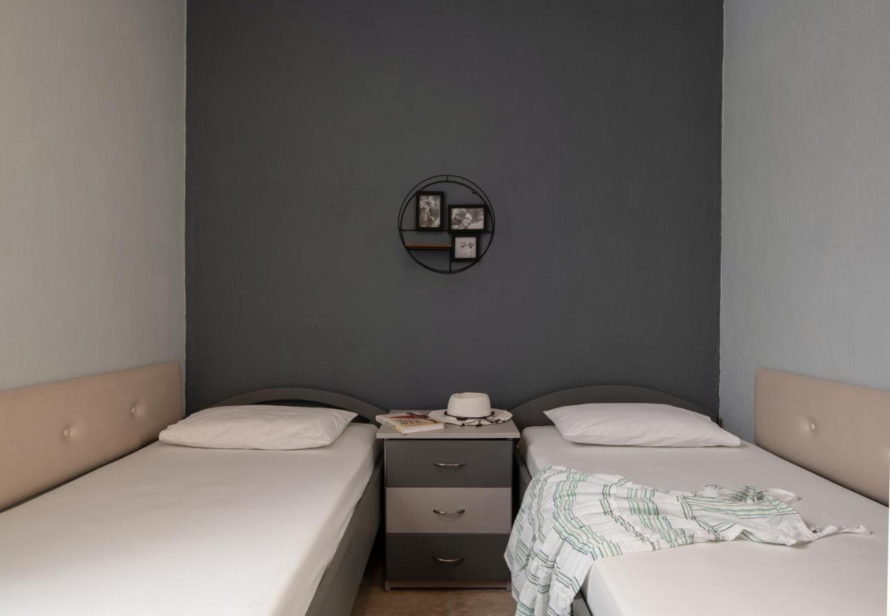 Ferienwohnung House Toula Elegant Sarti Exterior foto
